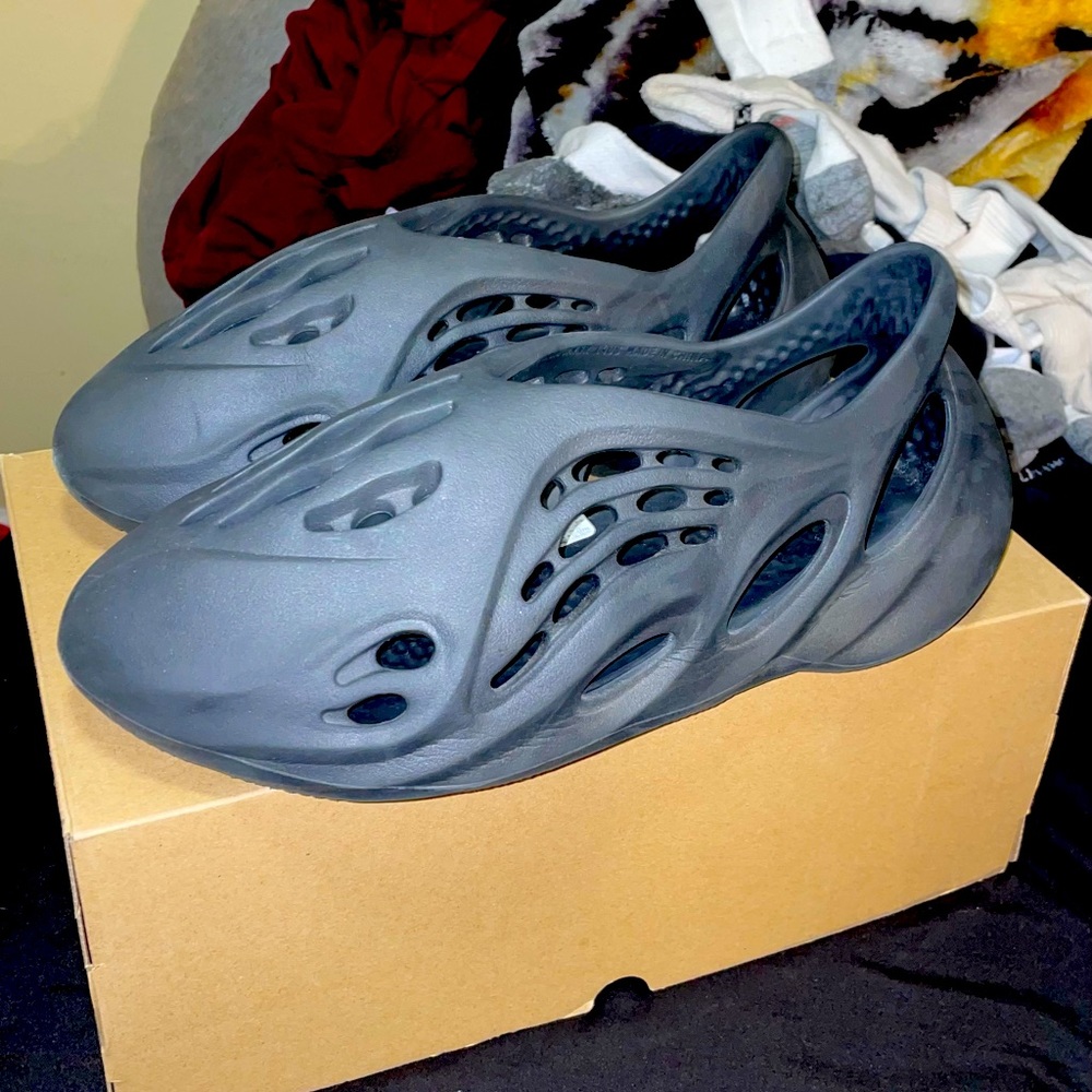Yeezy Foam Runners size 14 only worn 3 times